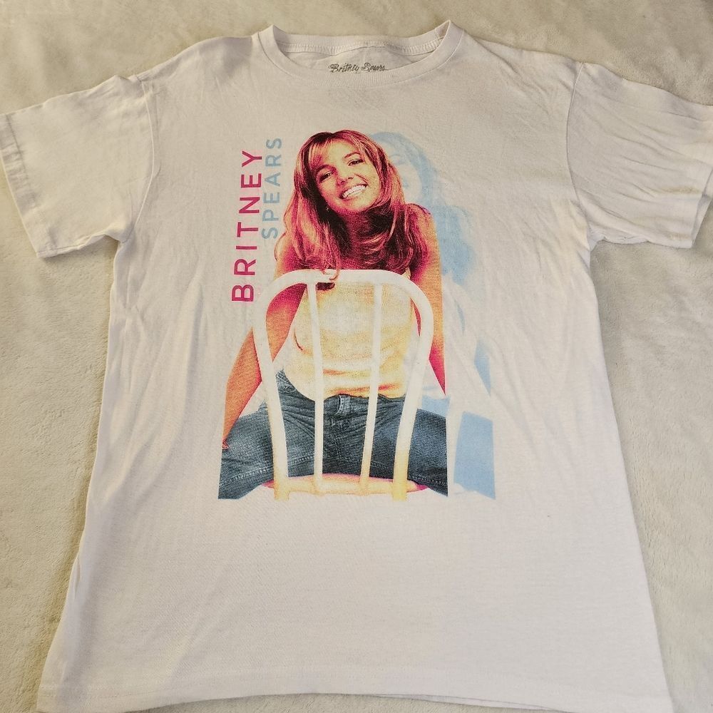 Britney Spears White Tshirt With Graphics Size Medium